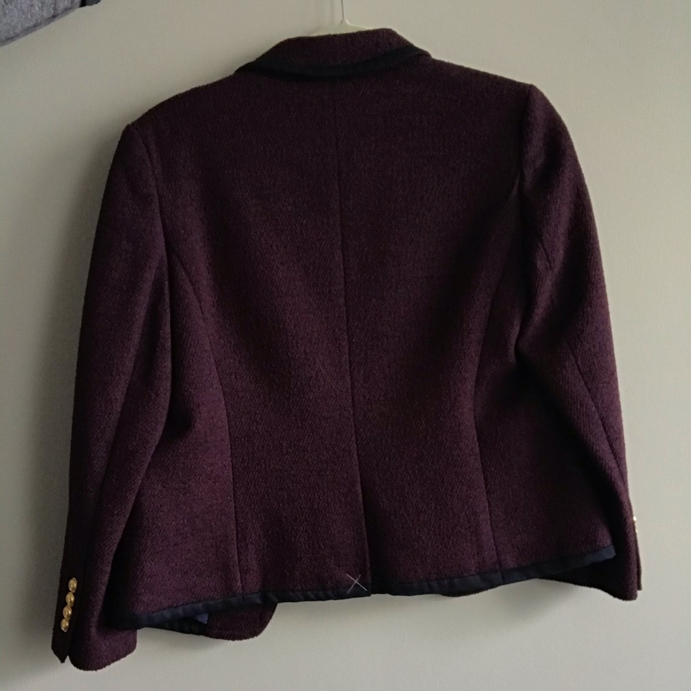 Gorgeous Ann Taylor Blazer, Size 8 - Picture 3 of 8